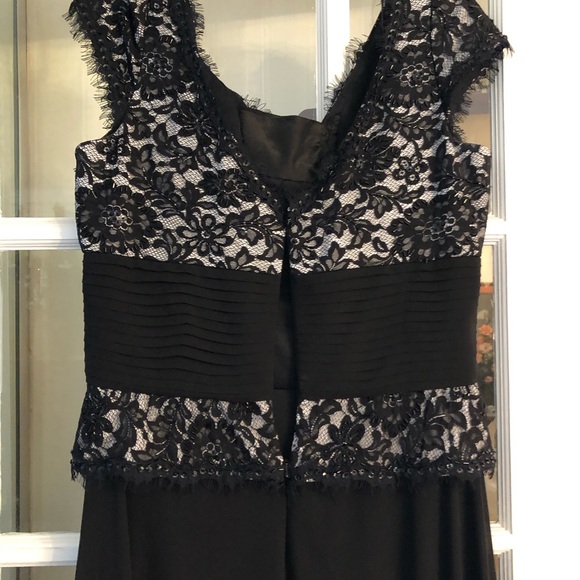 KAREN MILLER NEW YORK FULL LENGTH ELEGANT GOWN - Picture 13 of 16